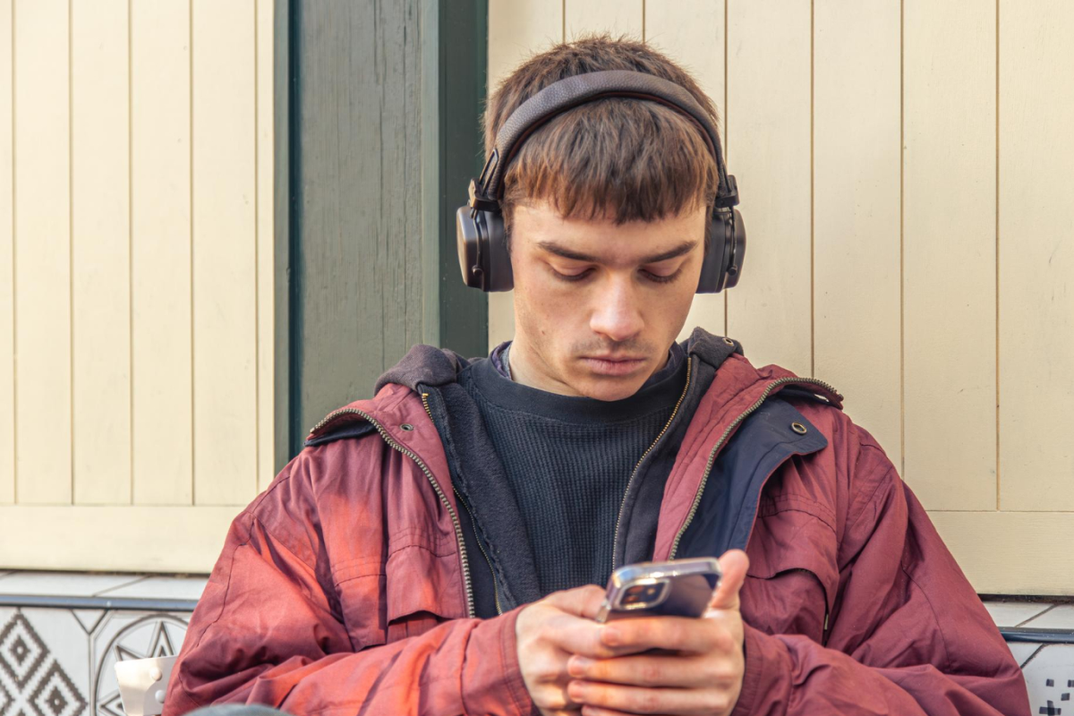 Se seu filho tiver estas atitudes no WhatsApp, você pode ser responsabilizado